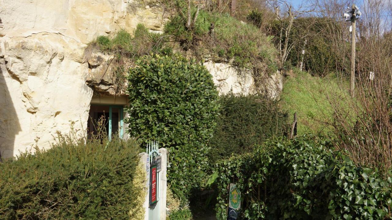 La Cave De L'Eperon Acomodação com café da manhã Trôo Exterior foto