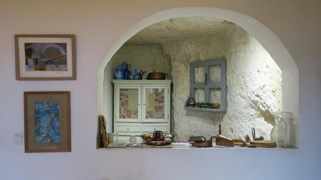 La Cave De L'Eperon Acomodação com café da manhã Trôo Exterior foto